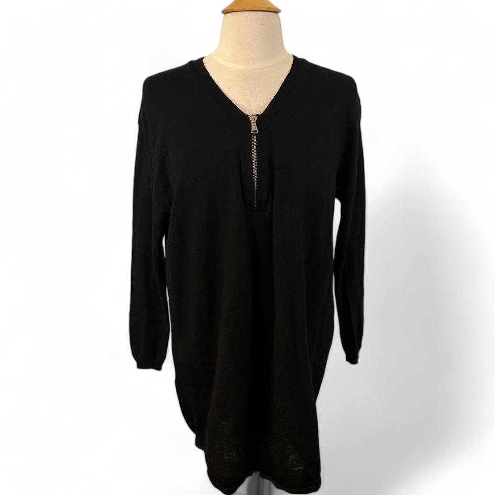 Women's Lauren Vidal Black Sweater Size M